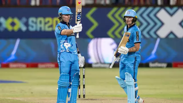 bryce parsons and dewald brevis celebrate after leading pretoria capitals to the sa20 final