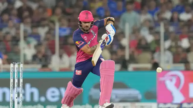 Riyan Parag vaping in Rajasthan Royals dressing room during IPL match controversy